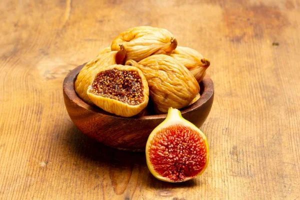 अंजीर और इसके अद्भुत स्वास्थ्य लाभ | Fig Dry Fruit in Hindi